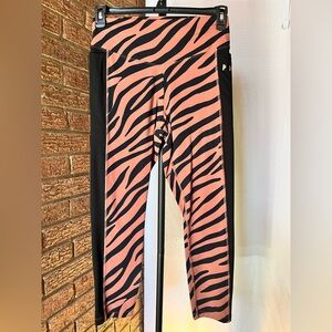 Victoria's Secret PINK Ultimate high-waist 7/8 ankle leggings - Large